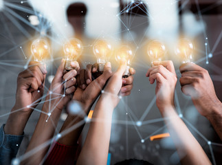 本田锋范方向内拉杆怎么拆