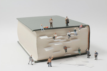 谁能帮我把杭州市所有世纪联华超市具体地址给我